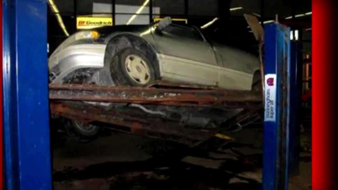 Automotive Lift Safety: Emergency Response for Vehicle Falls